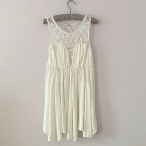 Free People Bohemian Flowy White Dress