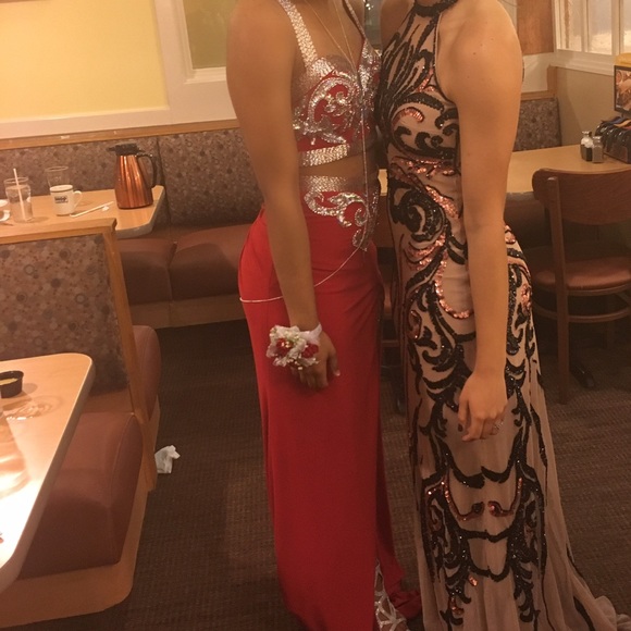 Two piece red panoply homecoming/prom dress - Picture 3 of 3