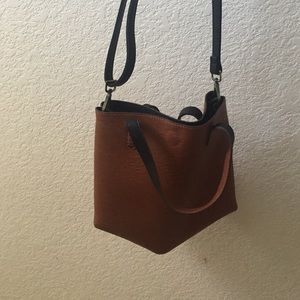 Reversible Street Level Crossbody tote