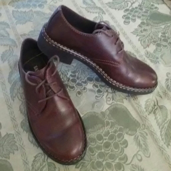 Women's brown leather Eastland Oxfords