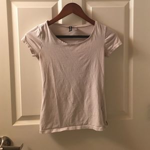 White H&M t-shirt