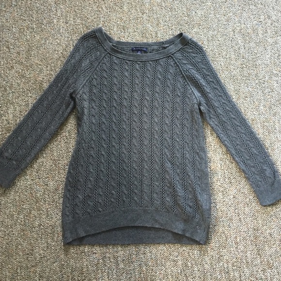 American Eagle Women's Sweater