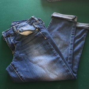 American eagle capris