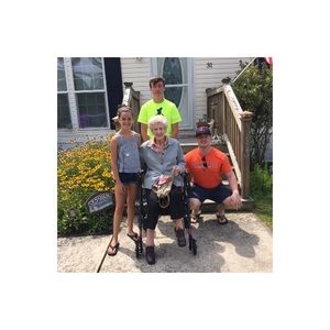 Meet your Posher, Belle