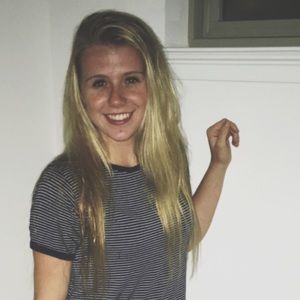 Meet your Posher, Caroline