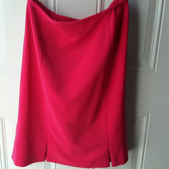 2pc ladies suit, jacket and skirt - Picture 2 of 3