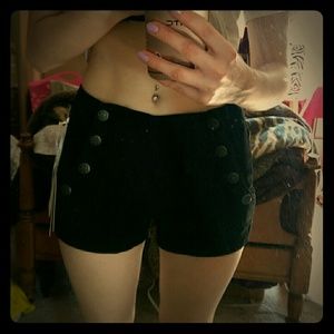 High waisted short
