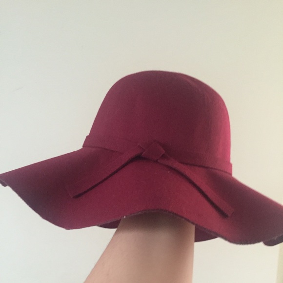 ✨SOLD✨Colorful Floppy Hats - Picture 3 of 4