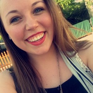 Meet your Posher, Megan