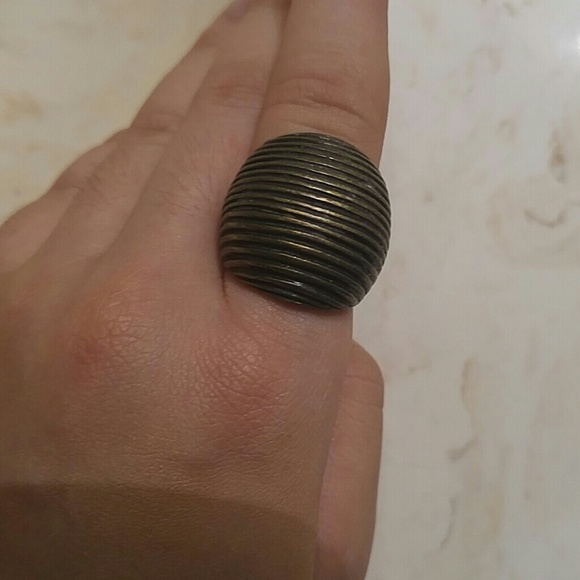 Cute vintage fashion ring