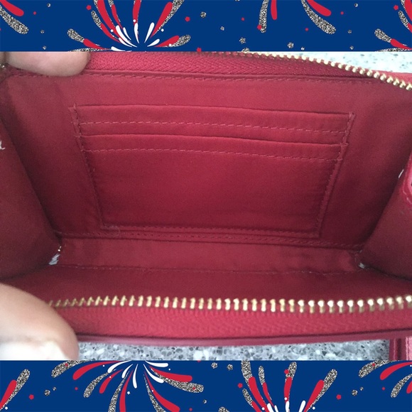 🌺 RED Coach Wallet 🌺 - Picture 3 of 3