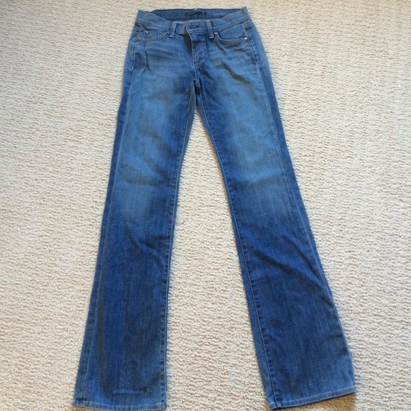 Fidelity jeans.