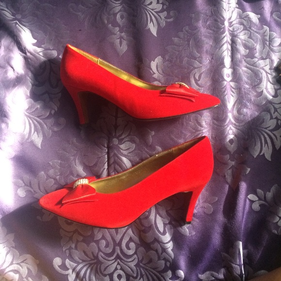 Red heels - Picture 2 of 2