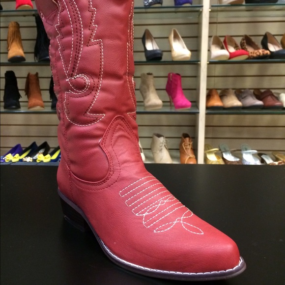 🌻Red/Burgandy Cowboy Boots🌻