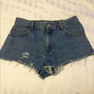 Vintage Levi High-waisted Shorts
