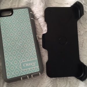 Authentic otter box (no plastic screen protector)