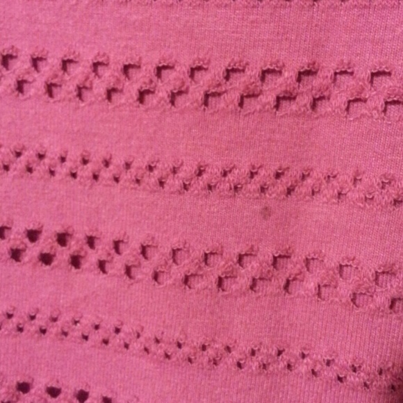 Cut Out Tee - Picture 4 of 4