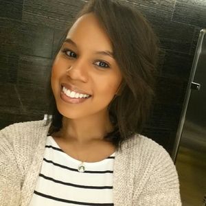 Meet your Posher, Anesia