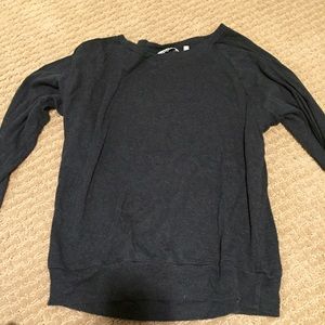 Black pullover Aritzia