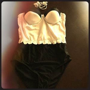 Size L Bathing Suit‼️