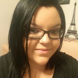 Meet your Posher, Karla