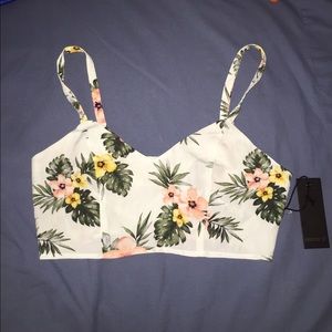 💟 Forever 21 Crop Top 💟