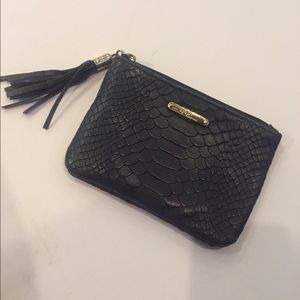 GiGi New York Zip Pouch