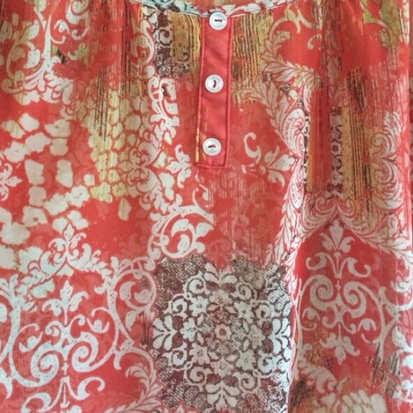 Boho chic Lily White top. Small. - Picture 2 of 4