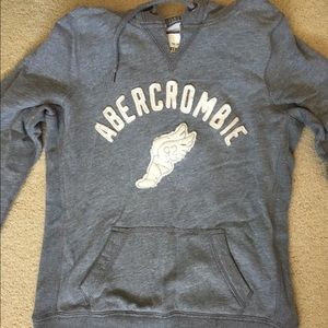 gray Abercrombie sweatshirt