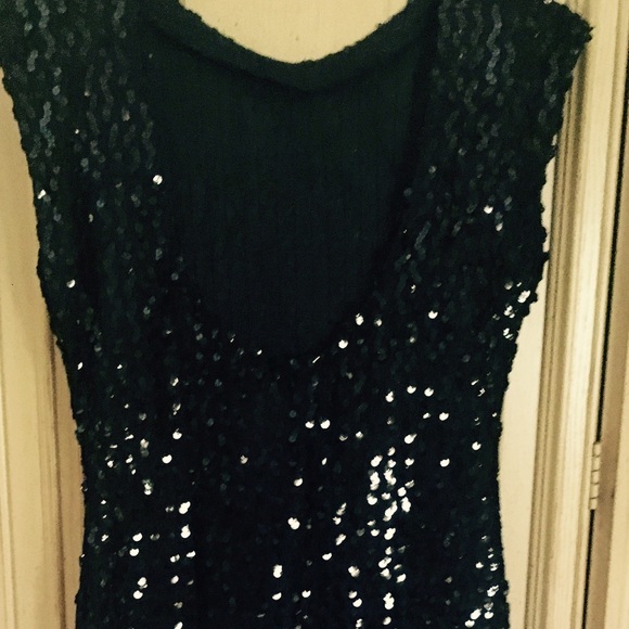 Glen Rob Little black sequin dress low cut back - Picture 2 of 3