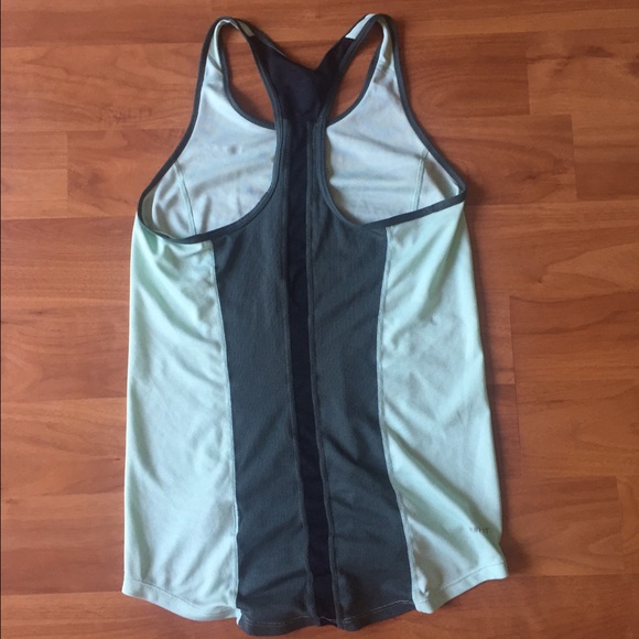 Nike Dri Fit Tank - Picture 2 of 3