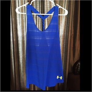 Under Armour Semi-Fitted Workout Top