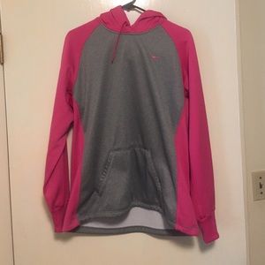 Women's Nike Therma-fit sweatshirt