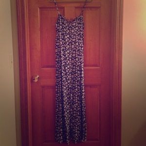 Black and white flower maxi dress