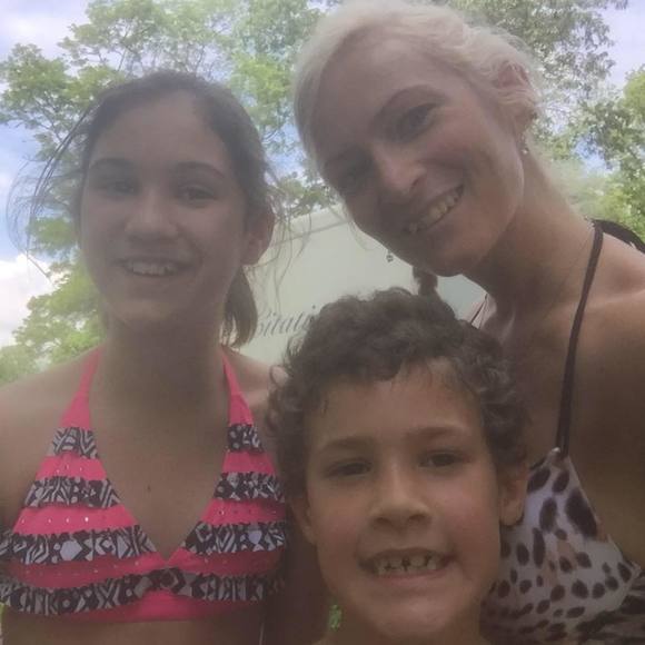 Meet your Posher, Selina