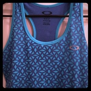 Oakley hydrolix workout tank top racerback small!