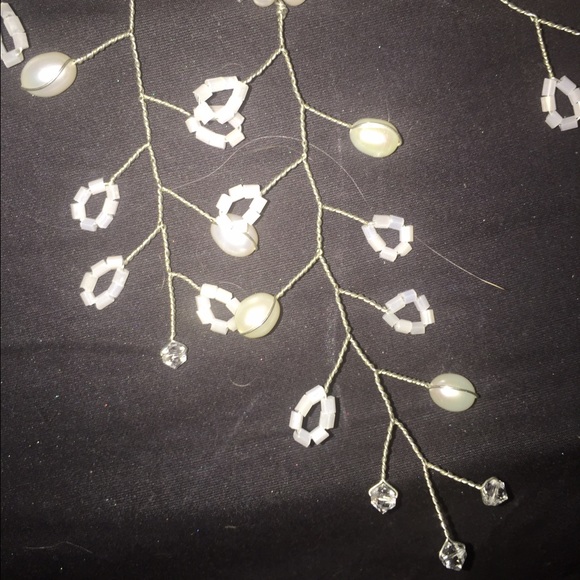 Snowflake Necklace - Picture 2 of 3
