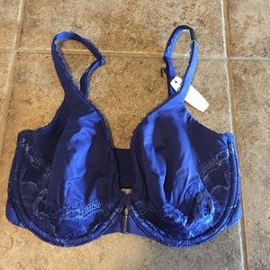 Navy blue Victoria's Secret bra! Never Been Worn!!