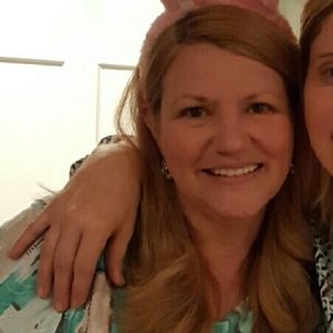 Meet your Posher, Janet