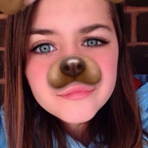 Meet your Posher, Addie