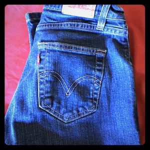 Curvy cut boot cut jeans