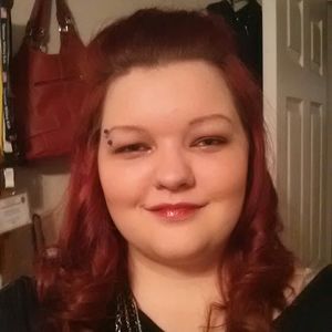 Meet your Posher, Katelyn