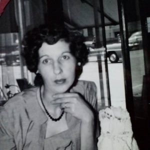 Meet your Posher, Julie