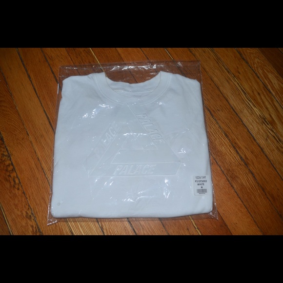 Palace T Shirt Sz M . Heat !