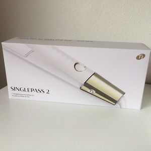 T3 Singlepass styling iron / flat iron