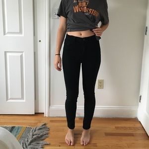 High-waisted black jeans