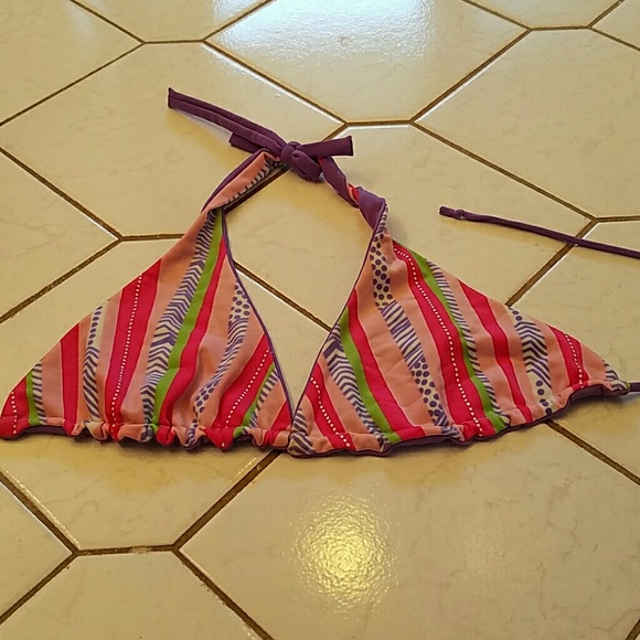 Reversible bikini top