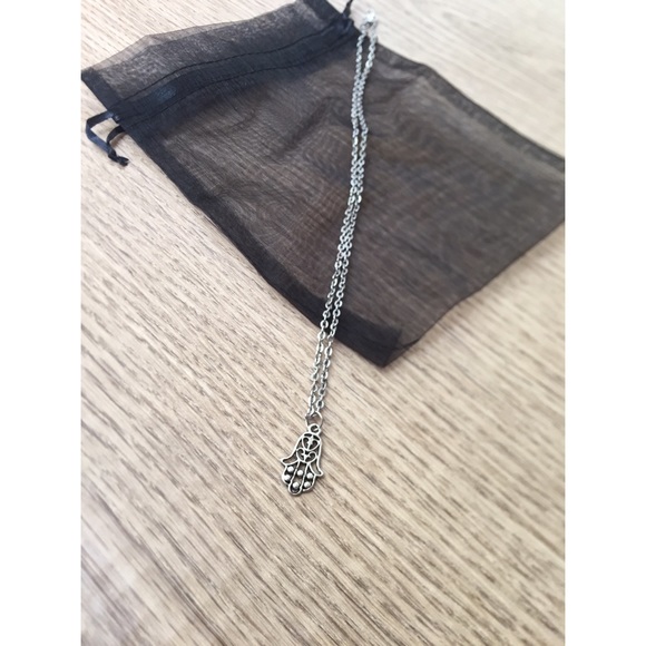 2 hr sale!! Hamsa Necklace - Picture 2 of 2