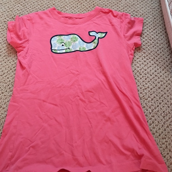 Vineyard vines pink whale t-shirt