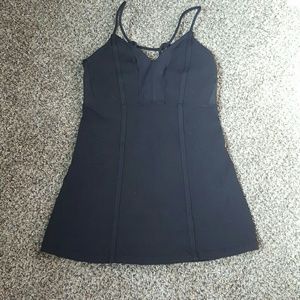 Lululemon tank size 4